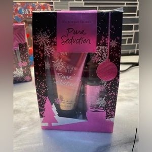 Pure seduction by Victoria secret  Never been used brand new